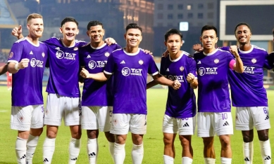 HLV Kewell nói thẳng sai lầm khiến CAHN gục ngã trước Hà Nội FC