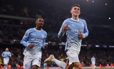 Foden lập hat-trick, Man City hủy diệt AEK trong trận cầu 6 bàn thắng