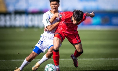 Thua hú vía U23 Uzbekistan, Hàn Quốc vẫn giành vé vào tứ kết