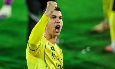 Ronaldo tỏa sáng, Al Nassr sống lại cơ hội vô địch Saudi Pro League