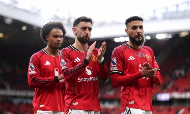 Đá hơn người, MU vẫn nhận thất bại đầu tiên dưới thời Michael Carrick