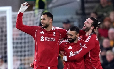 Hạ đẹp Wolves, Liverpool vào tứ kết FA Cup 2025/26