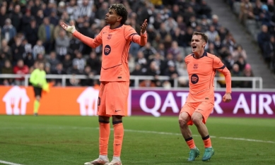 Yamal ghi bàn giây cuối, Barca thoát thua nghẹt thở