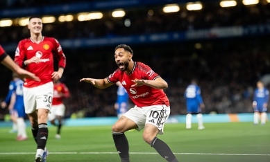 MU hạ đo ván Chelsea ngay tại Stamford Bridge