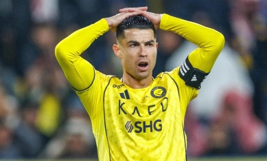 Ronaldo tiếp tục nhận tin 'sét đánh' tại Al Nassr