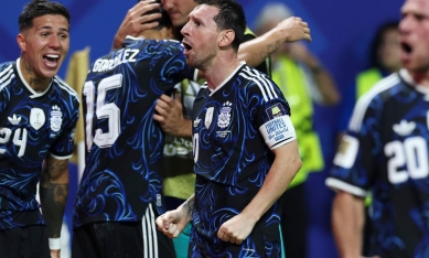 Messi chói sáng, Argentina ngược dòng vào chung kết World Cup 2026