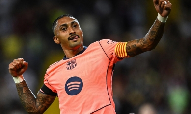 Barca hụt chức vô địch sau 2 màn rượt đuổi nghẹt thở