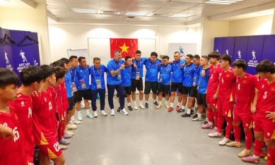 CĐV Thái Lan phản ứng mạnh khi HLV Brazil dẫn dắt Việt Nam dự VCK World Cup