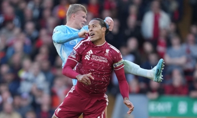 Đả bại Liverpool, Man City xây chắc ngôi đầu Ngoại hạng Anh