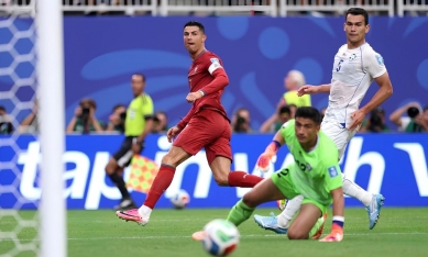 Sau cú đúp, Ronaldo đáp trả chỉ trích theo cách quen thuộc