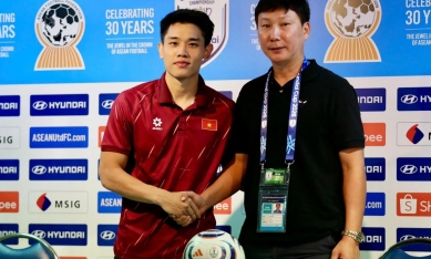 NÓNG: HLV Kim Sang Sik không dẫn dắt U23 Việt Nam đấu Thái Lan
