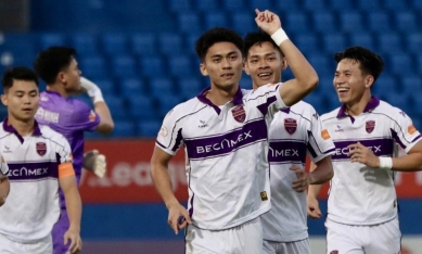 Trực tiếp bóng đá Becamex TP.HCM 1-0 Nam Định: Bàn thắng đẳng cấp