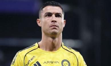 Ronaldo khiến fan lặng người khi lên tiếng về việc giải nghệ