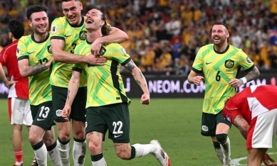 CHÍNH THỨC: Australia 'ném' 17 tân binh vào chảo lửa World Cup 2026