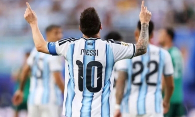 Messi và lời tuyên chiến lịch sử với thời gian
