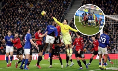 Thủ môn MU: 'Bắt góc rất khó, nhưng đó là điểm mạnh của tôi'