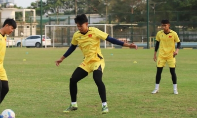 Thủ môn cao nhất lịch sử chính thức chia tay tuyển Việt Nam