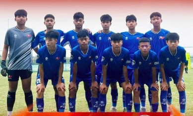Đại thắng 6-3 Hàn Quốc, CLB Việt Nam vào bán kết giải quốc tế