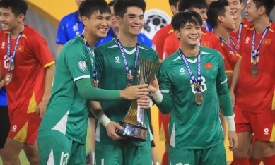 HLV Kim Sang Sik chốt xong thủ môn số 1 cho U23 Việt Nam