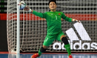 CHÍNH THỨC: Thủ môn top 10 thế giới cùng ĐT Việt Nam đá giải AFF