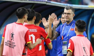 CHÍNH THỨC: HLV Brazil lập kỷ lục cực khủng với tuyển Việt Nam