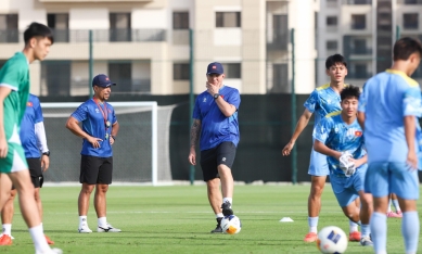 HLV Brazil làm 1 điều trước trận giành vé World Cup của U17 Việt Nam