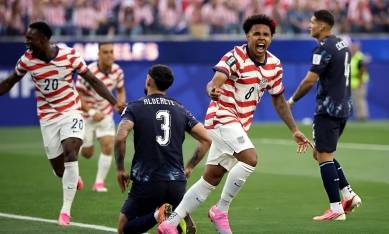 Bàn phản lưới đầu tiên của World Cup 2026 ở đúng trận ra quân của Mỹ