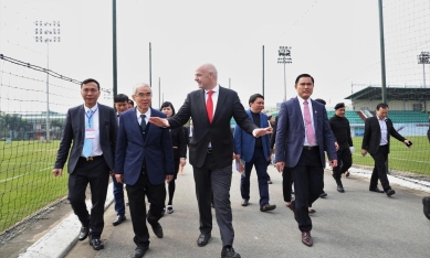 NÓNG: Chủ tịch FIFA đã đến Việt Nam, sẵn sàng dự khán chung kết AFF Cup