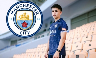 NÓNG: Sao Việt kiều lò Man City không ngừng ghi bàn tại V-League