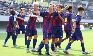 KHÓ TIN: Đội bóng của Lào hạ Barca tại giải trẻ thế giới