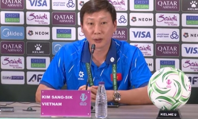 HLV Kim Sang Sik: 'Tứ kết chưa phải điểm đích của U23 Việt Nam'
