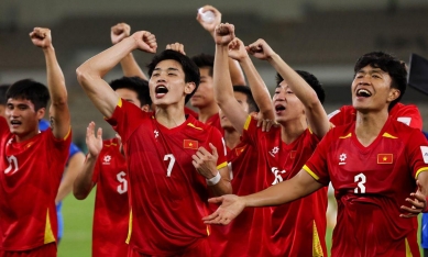 HLV Kim Sang-sik gửi thông điệp thép cho U23 Việt Nam