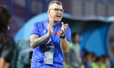 CHÍNH THỨC: HLV Brazil đi vào lịch sử cùng tuyển Việt Nam