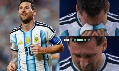 Messi bật khóc sau khi ghi bàn: 'Tôi đã trải qua những ngày...'