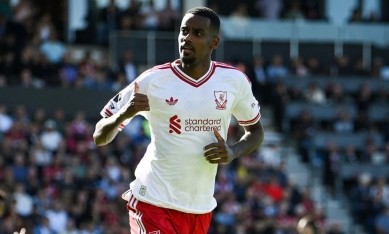 Đánh bại Bournemouth, Liverpool nối dài mạch bất bại cùng HLV Iraola