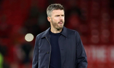 HLV Carrick nói thẳng lý do MU không thắng nổi 10 người của Spurs