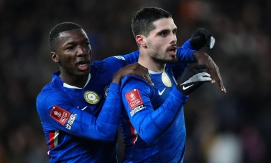 Chelsea mất điểm trước đội đứng áp chót tại Ngoại hạng Anh