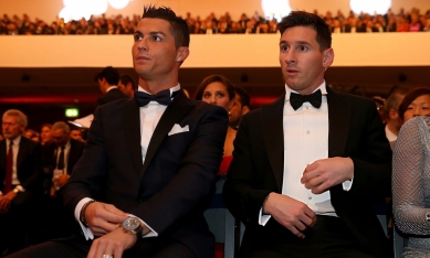 Messi và Ronaldo chuẩn bị cạnh tranh Quả bóng Vàng