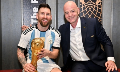 FIFA lại ưu ái Messi