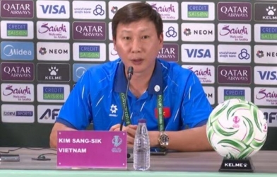 HLV Kim Sang Sik nói gì trước trận đại chiến với U23 Trung Quốc?