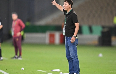 Báo Hàn Quốc: 'Thất bại không xóa được dấu ấn của HLV Kim Sang Sik'