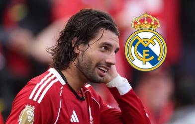 Liverpool sốt vó giữ nhạc trưởng giữa tin đồn đến Real Madrid