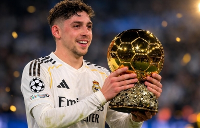 Lập hat-trick đẳng cấp, sao Real Madrid lập tức 'được trao Quả bóng Vàng'