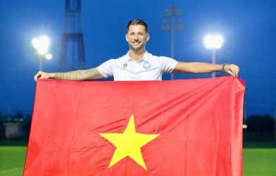 Ngôi sao từng theo kèm Ronaldo có cơ hội đối đầu Hoàng Đức, Tiến Linh