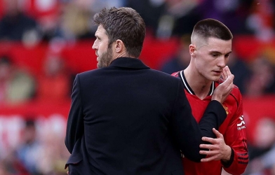 'Muốn vô địch MU phải có tiền đạo đẳng cấp hơn Sesko'