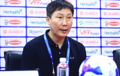 Thắng 3-0, HLV Kim Sang Sik chỉ ra điểm yếu của Việt Nam
