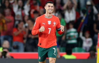 Ronaldo báo tin không thể vui hơn đến tuyển Bồ Đào Nha