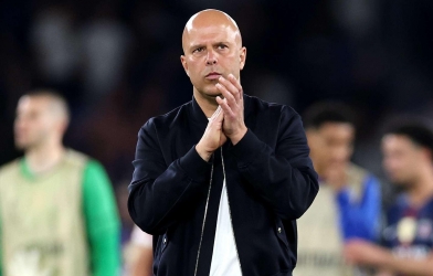 HLV Arne Slot chỉ thẳng nguyên nhân Liverpool sa sút