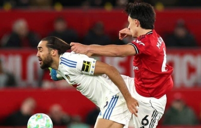 'Thẻ đỏ cho cầu thủ MU là xứng đáng'