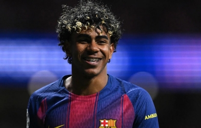 Yamal lập kỷ lục vô tiền khoáng hậu, Barca cay đắng bị loại